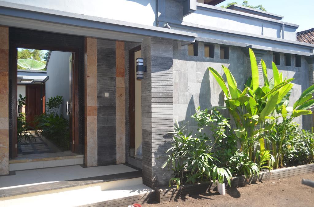Villa Sahabat Gili Trawangan Exterior photo