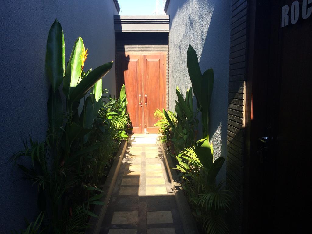 Villa Sahabat Gili Trawangan Exterior photo